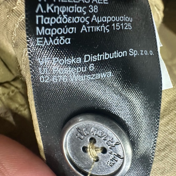 The North Face Women's Tan Cargo Shorts - Picture 13 of 14